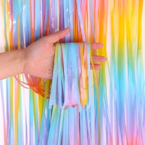 Foto Produk Tirai Foil Rainbow Pastel / Backdrop Foil Curtain / Tirai Rumbai Foil dari Berlianparty