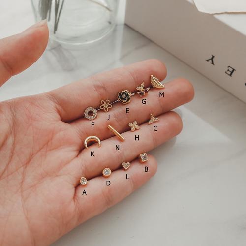 Foto Produk (1374 GOLD) ANTING PIERCING TINDIKAN HELIX TRAGUS-TIDAK KARAT - 1374 A GOLD dari Hello friday Shop