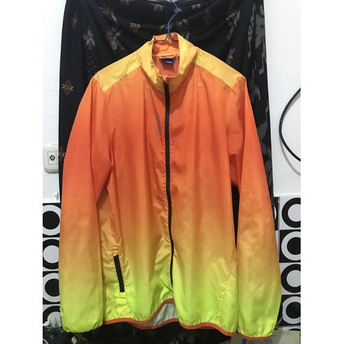 jaket running reebok