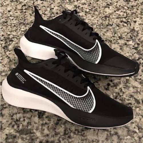 nike zoom gravity original