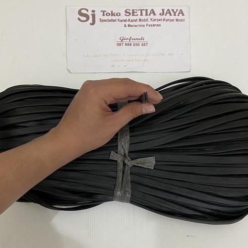 Foto Produk Karet List jepit U 1 Cm dari Setia Jaya Rubber