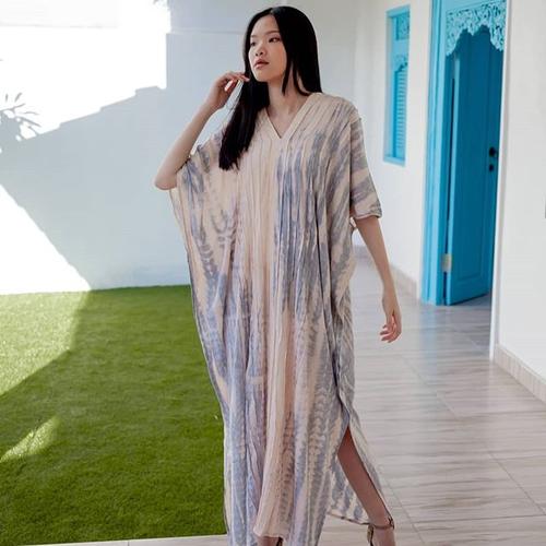 Foto Produk Thalisa Kaftan Greyish Creme dari Heart Beads Official