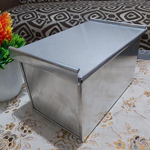 Foto Produk loyang roti tawar pake tutup 20×10×10 dari Loyang Rizqi Jaya