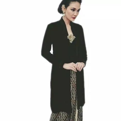 Foto Produk Kebaya beludru panjang/kebaya luna selutut - Hitam, M dari farza olshopp