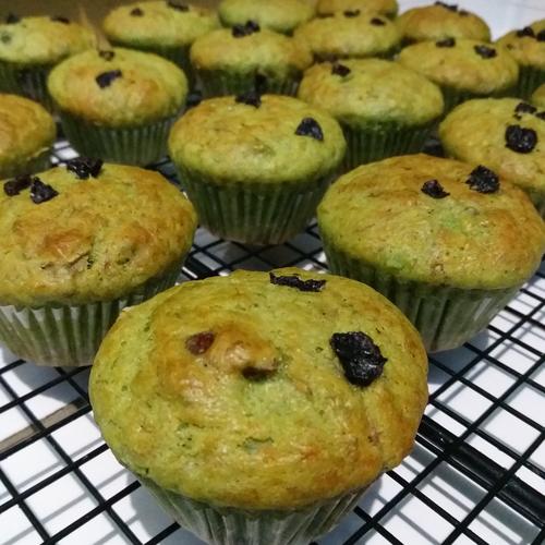 Jual Banana Cup Cake / Bolu Pisang (Cup) - Original - Kab. Bandung ...