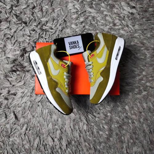 air max 1 curry olive