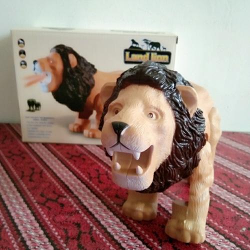 Foto Produk Mainan Singa Land Lion , Robot Binatang Singa Animal World dari StoryOfToys