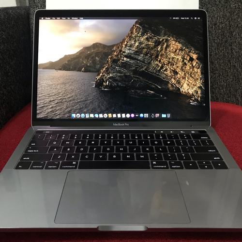 MacBook pro 13インチ 2017 メモリ16GB 管理番号3772 MacBook pro 13インチ 2017 i7 メモリ16GB タッチバー付