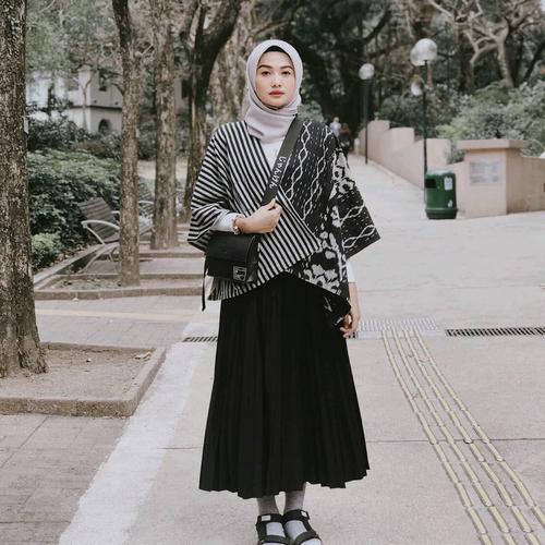 Foto Produk Outer Tenun Kemilau Dakara Indonesia dari Dakara Indonesia