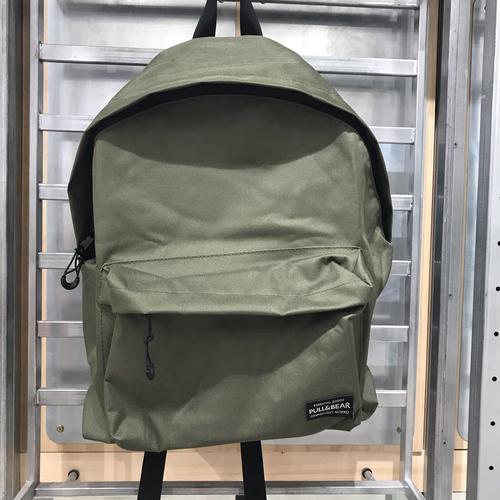 ransel pull and bear