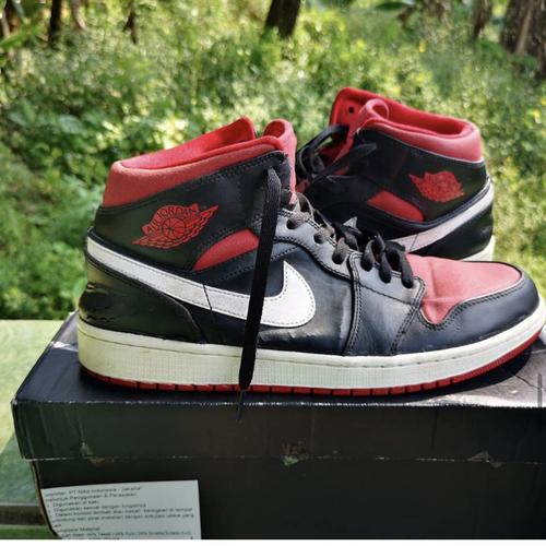 Jual Air Jordan 1 Mid Black Gym Red White 46 vnds 8.5 rep box - Kota Medan  - PAPIMAMI LUXURY | Tokopedia