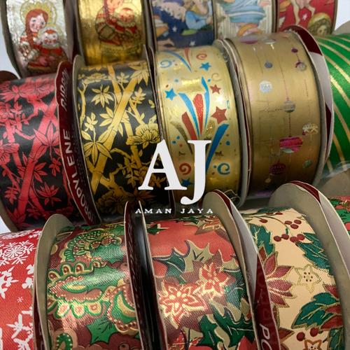 Foto Produk Pita Natal / Pita Kado Motif Merry Christmas 3 cm dari PD-AmanJaya