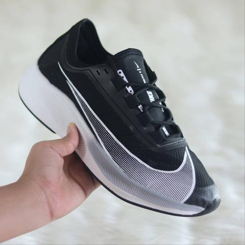 zoom fly flyknit ekiden