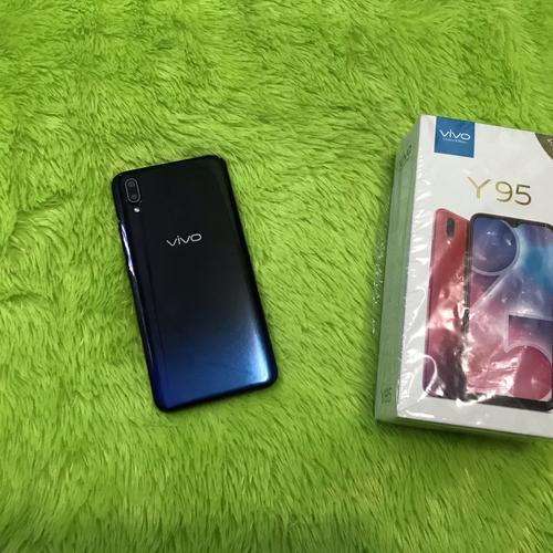 Jual Vivo Y95 4 32 Black Mulus Second Terawat Kab Sleman Ciminow Jaya Tokopedia