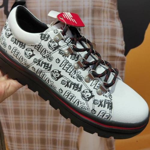 women's sketcher shoes on sale