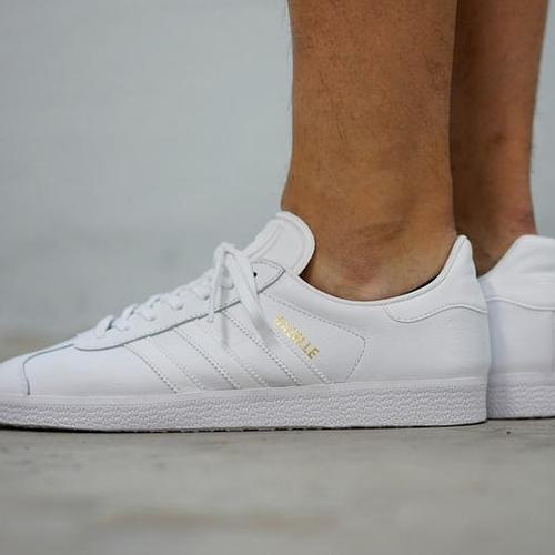 white on white adidas gazelle