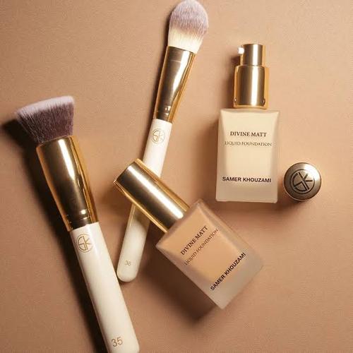 divine matt liquid foundation