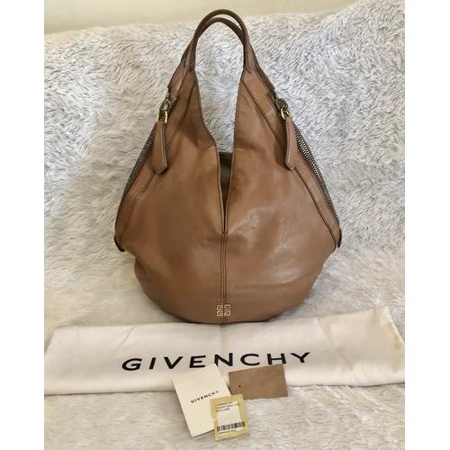 givenchy doha