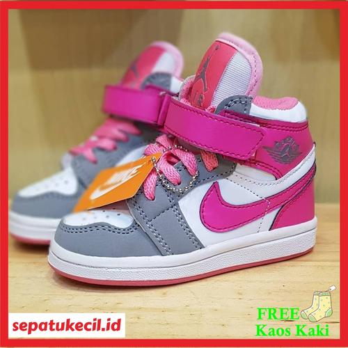 Jual SEPATU ANAK PEREMPUAN SEPATU BOOT ANAK NIKE AIR JORDAN - 26 - Kota  Tangerang - sepatukecil.id | Tokopedia