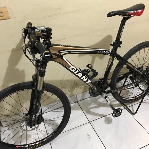 Jual sepeda giant mtb - Jakarta Barat 