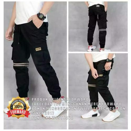 Foto Produk Celana joger cargo strip pria original Forward - Hitam, S dari Halo Coffe Bandung