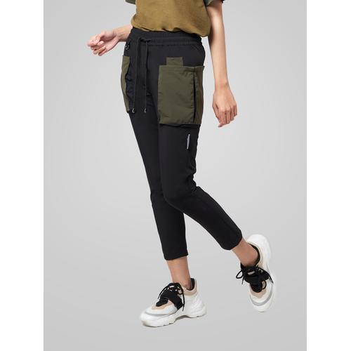 Foto Produk Celana Panjang Wanita resilen Utilitarian Cargo Pants Army Black - M dari resilen