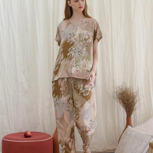 Foto Produk Arabella set in Pastel - Sleepwear / Piyama Baju Tidur Rayon by RAHA dari Raha Sleepwear