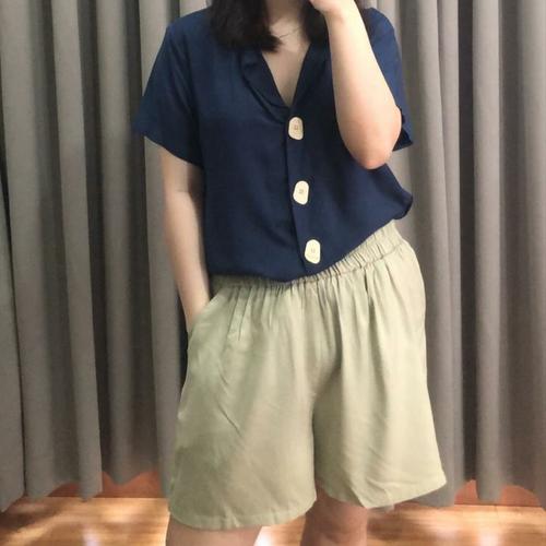 Foto Produk Raven Basic Rayon Short - Pistachio dari aleiawear