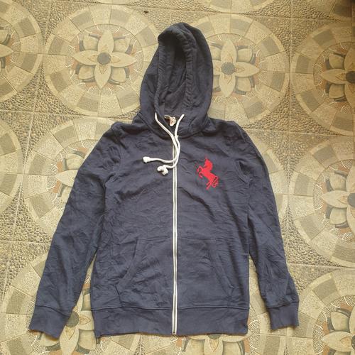 sweater second branded