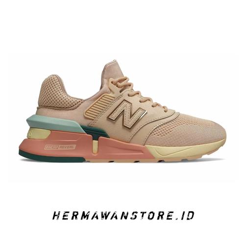Jual Sepatu New Balance 997s Beige Ponk Women - Kota Tangerang - Hermawan  Store | Tokopedia