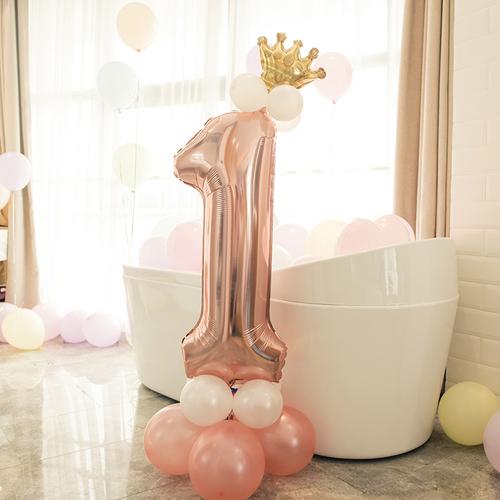 Foto Produk Set Angka Rosegold Crown Mini - 2, Silver dari Balonasia
