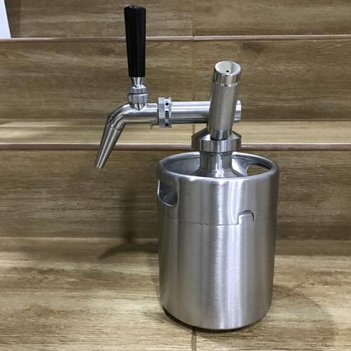 tower / nitro coffee / nitro cold brew 