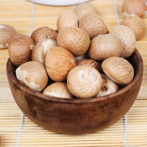 Foto Produk Biji Buah Pinang Tua Kupas Utuh 250 gram dari RESTU BUMI PERTIWI