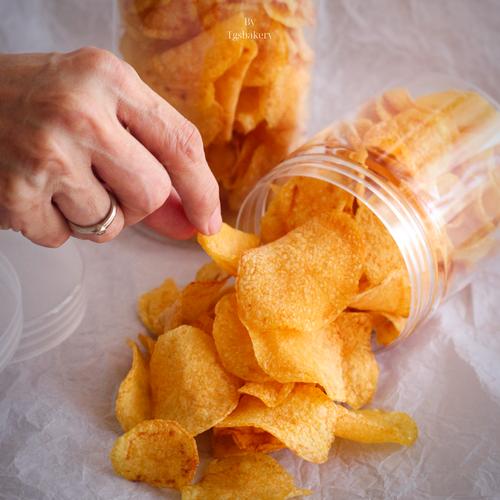 Foto Produk Potato Chips / Snack Kentang 100% kentang ASLI - 55 gram dari The Golden Spatula