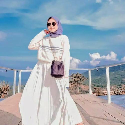 Foto Produk Rok plisket rempel /Rok kerja panjang muslim - Putih dari Anitaqueen