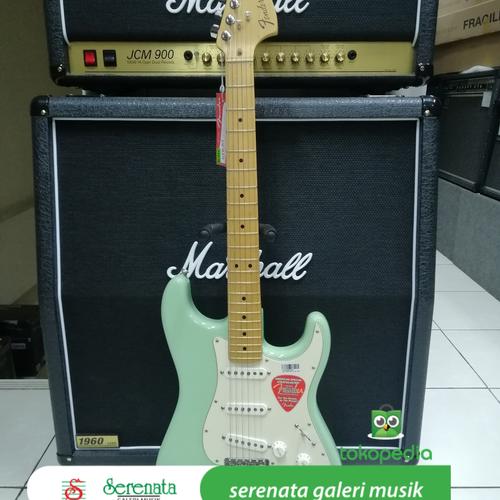 Foto Produk Fender American Special Stratocaster, Made In USA dari Serenata Galeri Musik