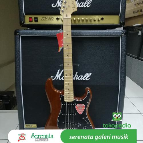 Foto Produk Fender American Special Stratocaster Walnut, Made In USA dari Serenata Galeri Musik