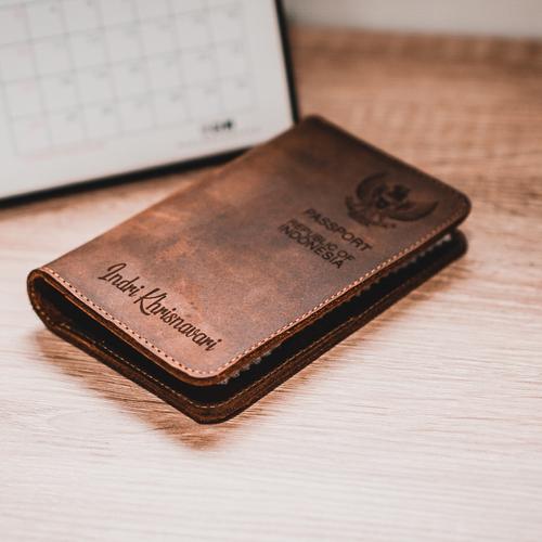 Gambar Dompet Passport Kulit - Paul Passport Holder Tan v1 *FREE GRAFIR* dari PAUL Indonesia undefined Tokopedia
