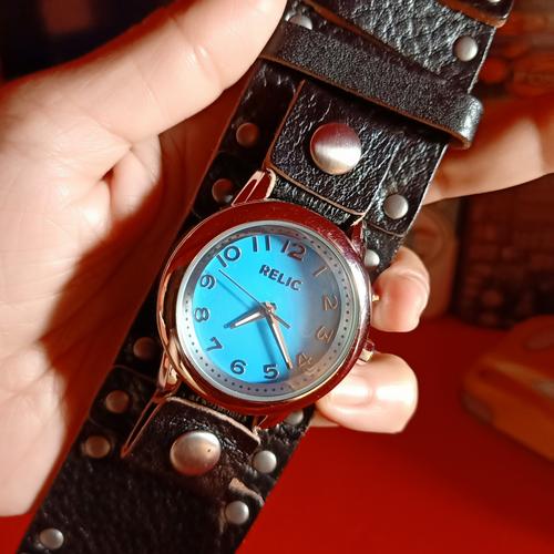 Jual Relic watch dengan strap fossil 