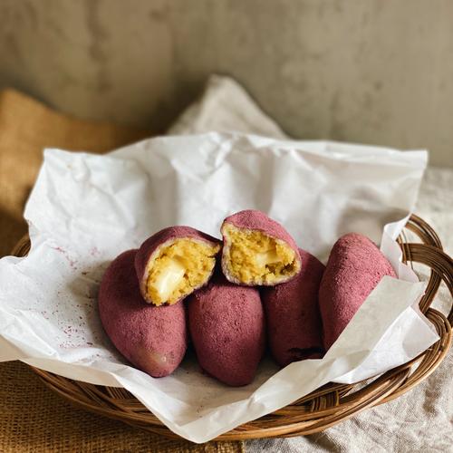 Foto Produk Korean Sweet Potato Bread - Classic Cheese Roti Ubi Carlino Bakes dari Carlino Bakes