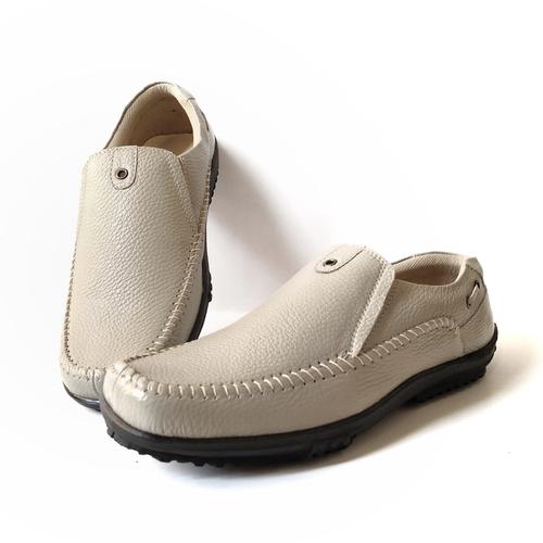 Foto Produk SEPATU SANTAI PRIA KULIT ASLI MODEL SLIP ON KASUAL KERJA KREM L015 - 39, krem dari Fashion Bandung 987