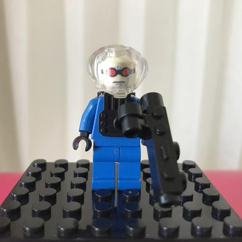Jual Lego Ori (7884) Minifigure - Mr 