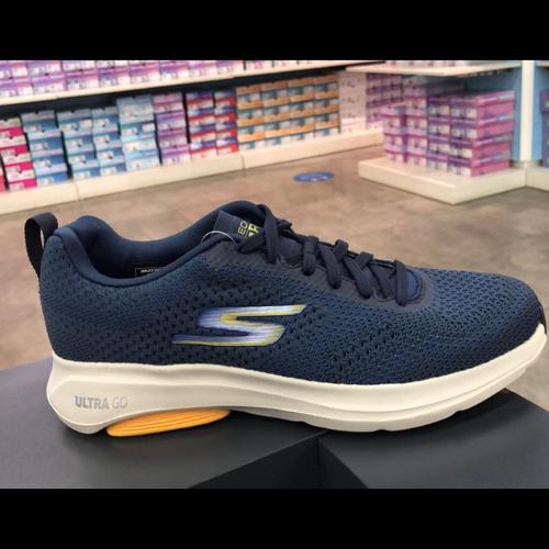 Skechers sneaker store Clearance