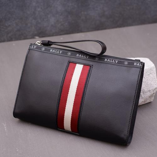bally pouch