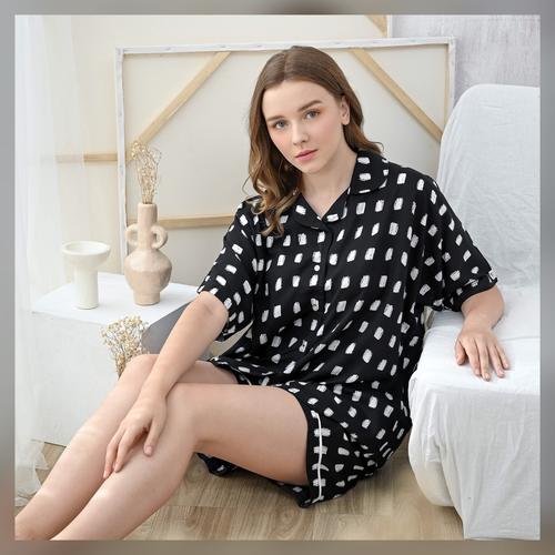 Foto Produk Sadie Set in Calm Black - Sleepwear / Piyama Baju Tidur Rayon RAHA dari Raha Sleepwear