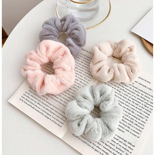 Gambar Ik90 Ikat Rambut Scrunchie Rabbit Hair Bulu Halus Hair Band - peach dari Dneo Store Jakarta Barat Tokopedia