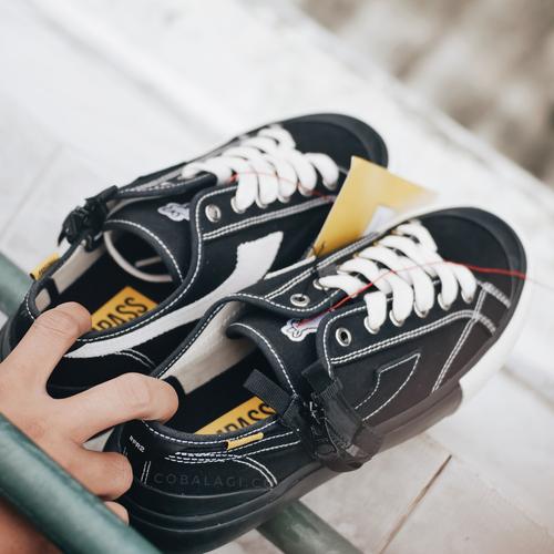 Jual Sepatu Compass Fxxking Rabbits Low V2 Fr2 Compass X Fxxkingrabbits Kota Surabaya Coba Lagi Store Tokopedia