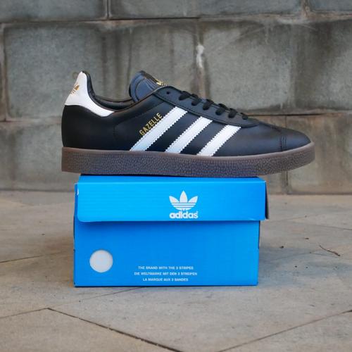 Jual ADIDAS GAZELLE LEATHER BLACK WHITE 