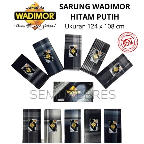 Foto Produk Sarung Wadimor Hitam Putih - Warna Acak dari SemuaBeres