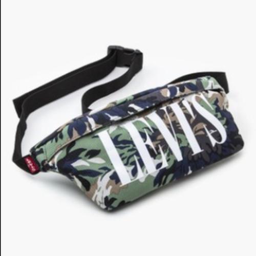 Jual WAIST BAG / SLING BAG LEVIS Banana 